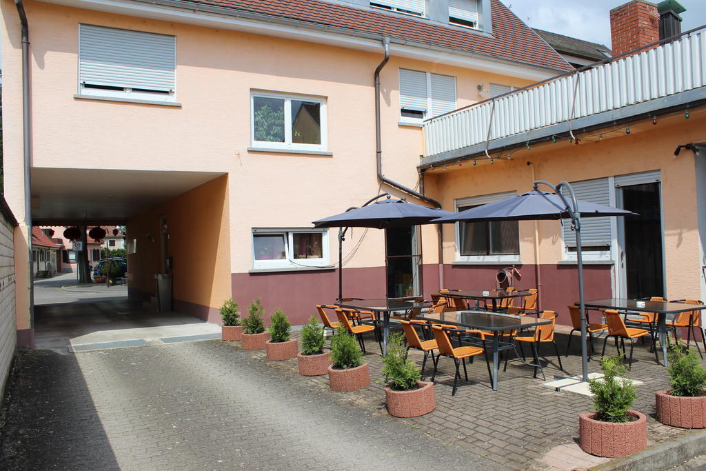 Hotel-Zahringerstube Neuenburg am Rhein Bagian luar foto